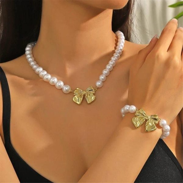 Necklace & Bracelet